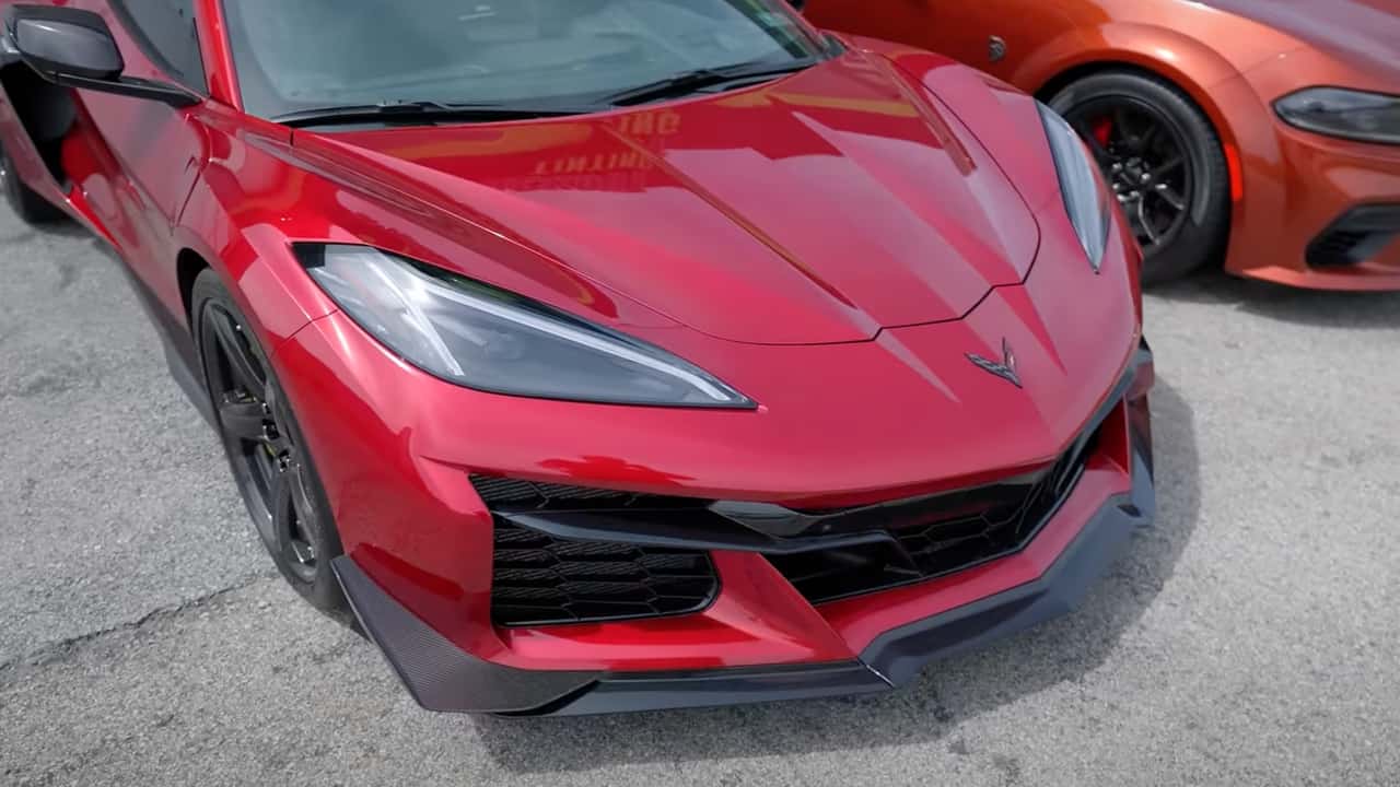 Corvette Z06 Mismatched Splitters