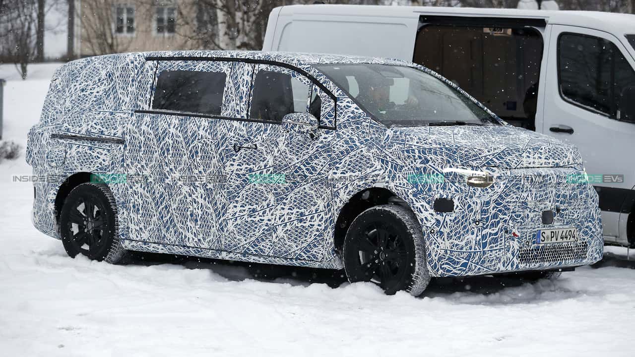 Mercedes V-Klasse EQ als Erlkönig