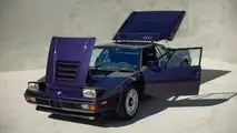 BMW XM Kith Concept (2025) und BMW M1 E26 by Ronnie Fieg (1981)
