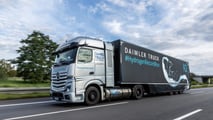 Il viaggio record di 1.047 km del Mercedes GenH2 a idrogeno