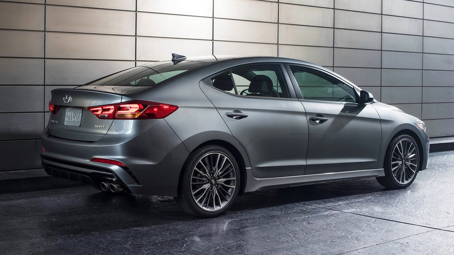 Mais potente da gama, Elantra Sport de 204 cv chega aos EUA por US$ 22.485
