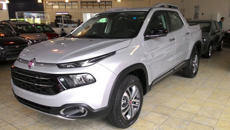 Fiat Toro loja