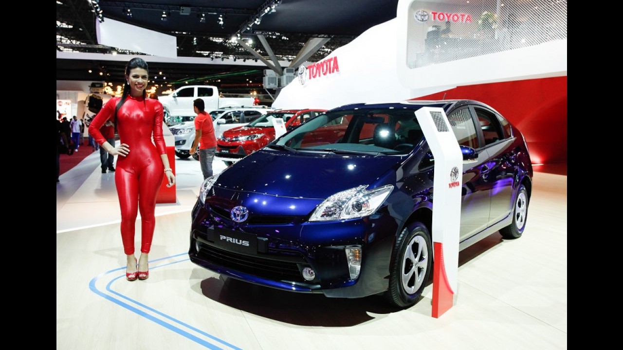 Toyota quer que metade de seus veículos no Japão sejam híbridos até 2016