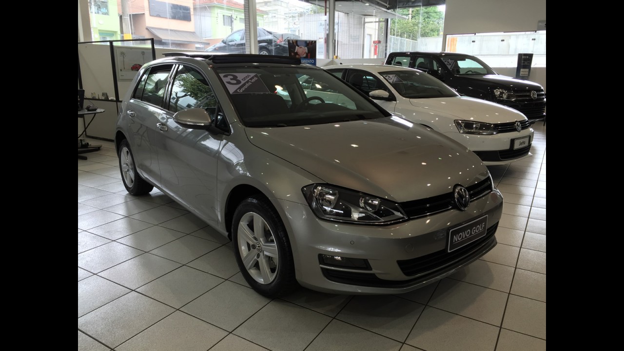 Hatches médios: Cruze encosta no líder Focus e 308 desaba