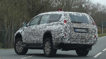 2016 Mitsubishi Pajero Sport spy photo