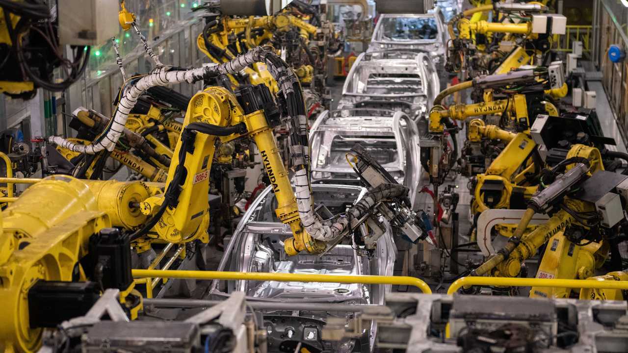 Завод Hyundai под Санкт-Петербургом.