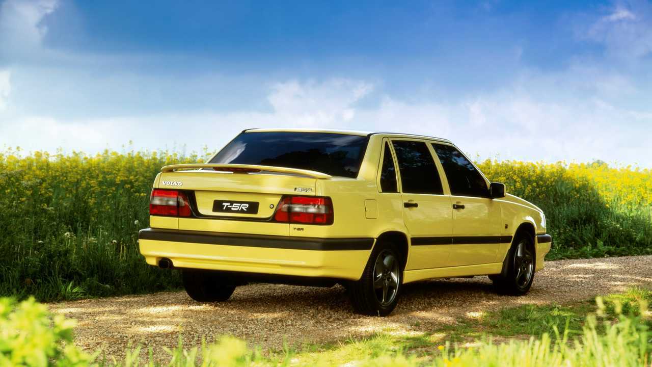 Limusina Volvo 850 T5-R (1995)