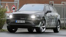 Bentley Bentayga long wheelbase spy photo