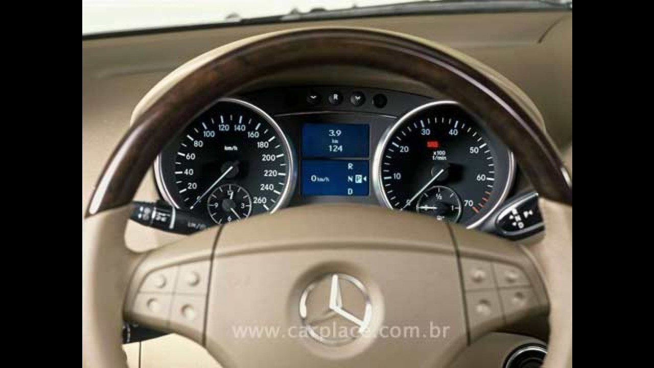 Linha 2008 do Mercedes ML chega com novidades - ML 500 ganha novo motor