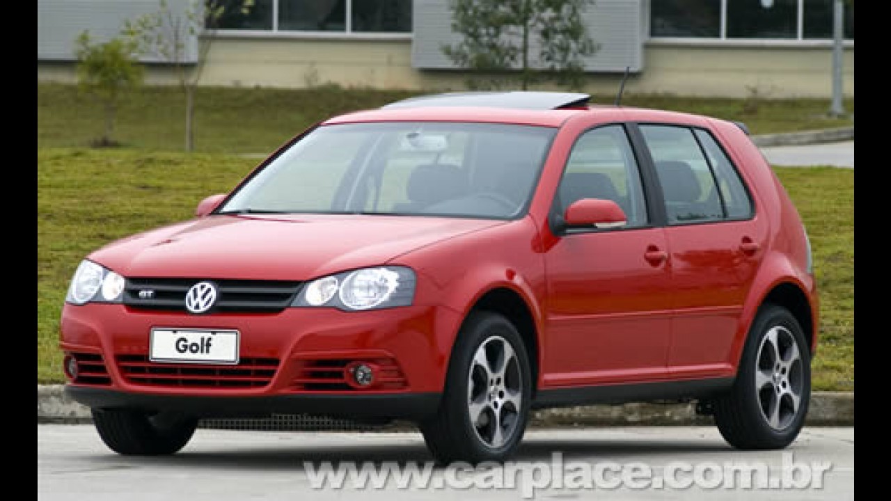 Volkswagen lança Golf com motor 2.0 Flex e nova versão esportiva Golf GT 2.0