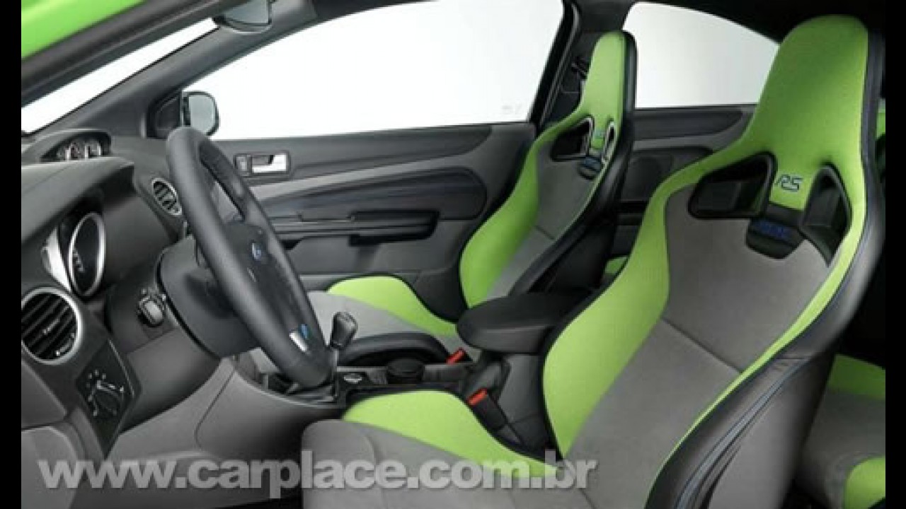 Revista alemã divulga novas imagens do provável visual do novo Ford Focus RS