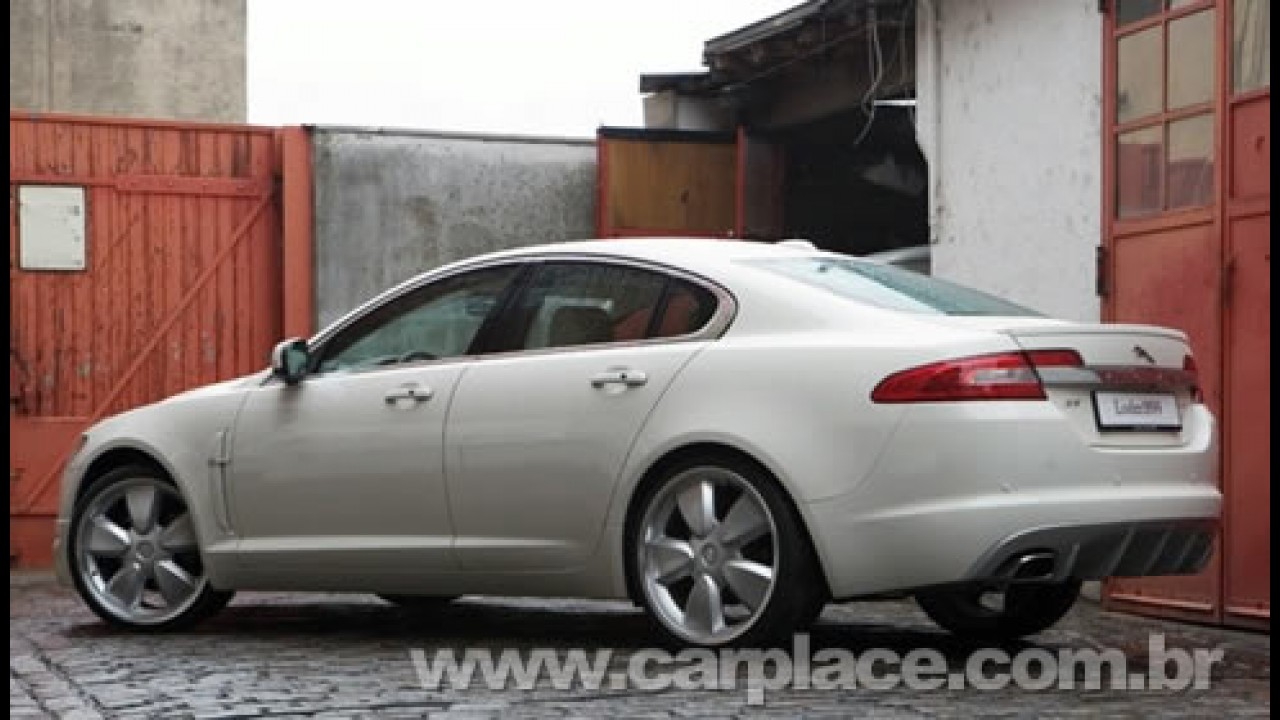 Preparadora Loder1899 mostra sua versão modificada do Jaguar XF