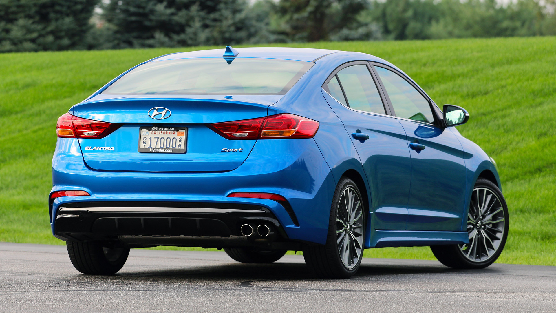 2017-hyundai-elantra-sport-review.jpg