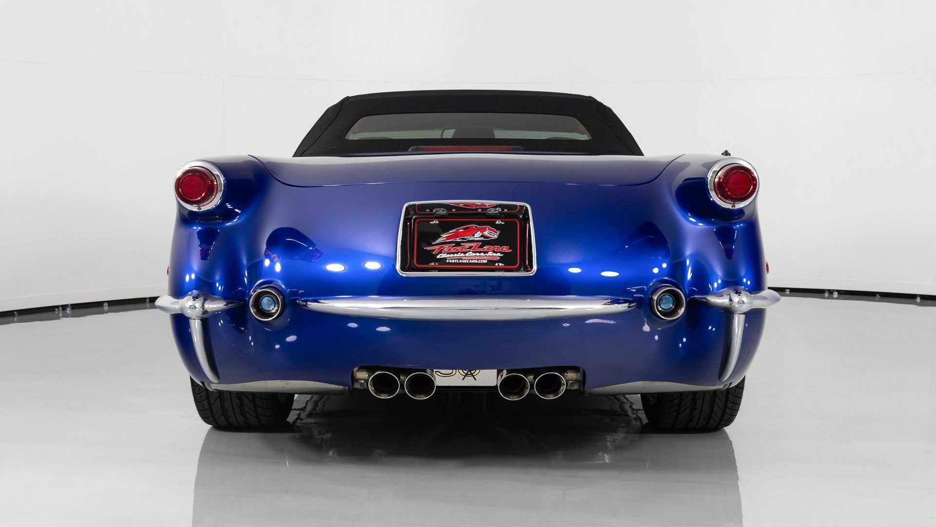 ["Show Your Chevy Corvette Passion In This 2002 Commemorative Edition"]