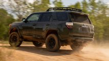 2020 Toyota 4Runner TRD Pro: Comparison