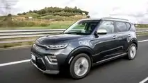 Kia, gamma elettrificata