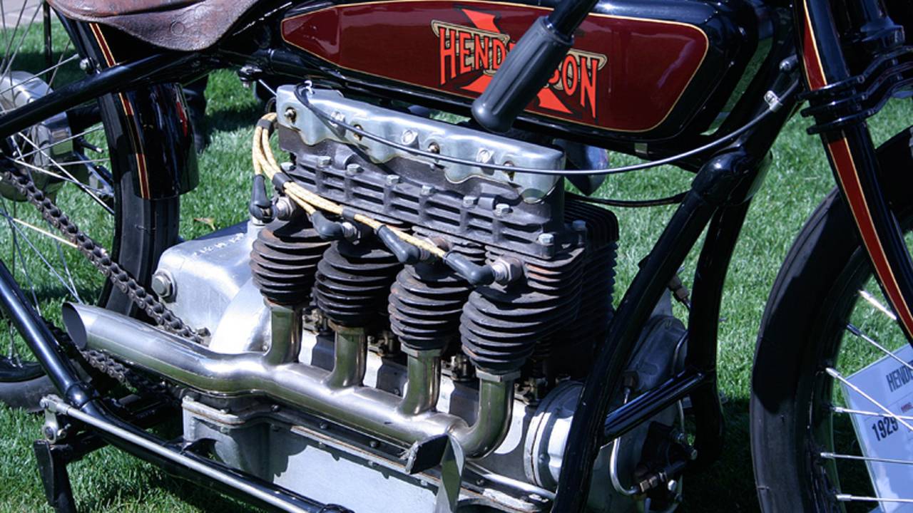 <strong>The Ace four cylinder derived from the original design of William Henderson, whose company was acquired by Excelsior in 1917. The Indian Motorcycle Company bought Ace in 1927 and continued development of the engine into the Forties</strong>.