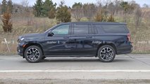 2021 Chevrolet Suburban RST Spy Shots