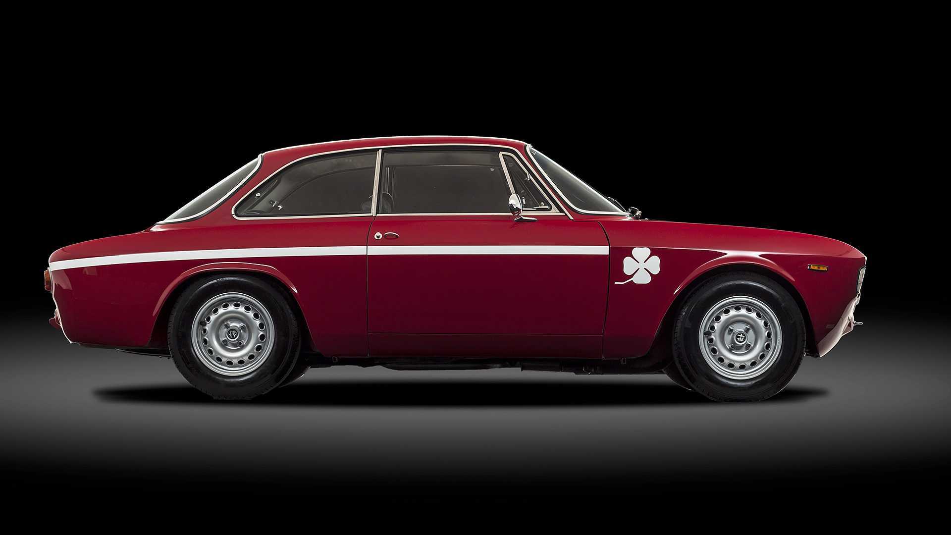 Alfa Romeo Giulia Gta Ripasso Di Storia Con La Mamma