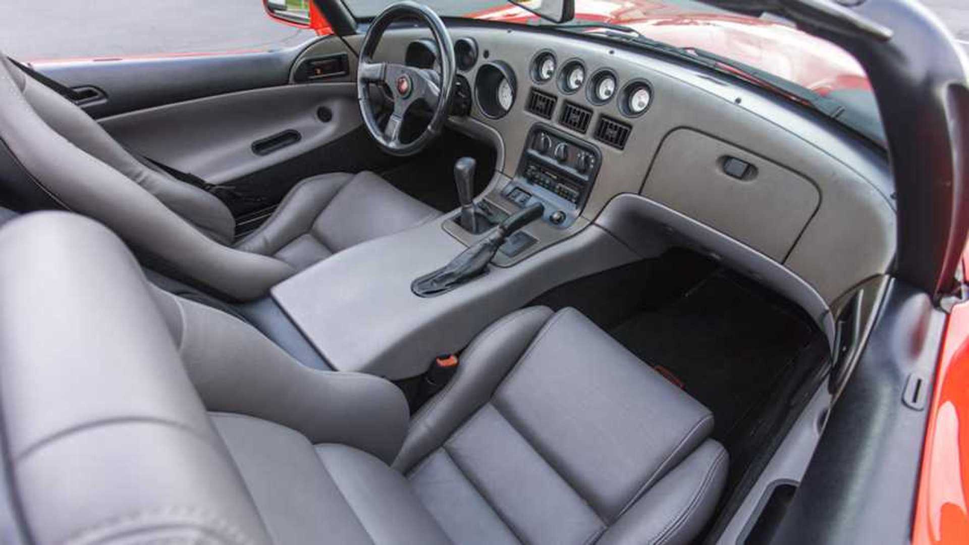 ["You Could Own Lee Iacocca’s 1992 Dodge Viper RT/10"]