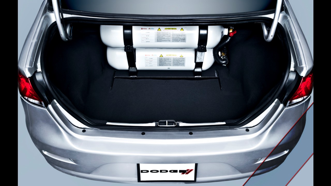 Fiat Siena chega ao mercado venezuelano como Dodge Forza