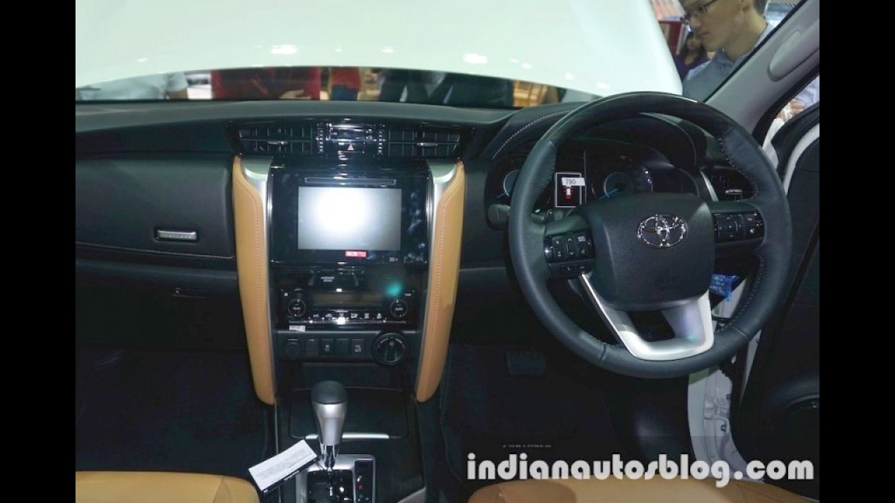 Toyota SW4 2016: veja mais detalhes na galeria de fotos da apresentação