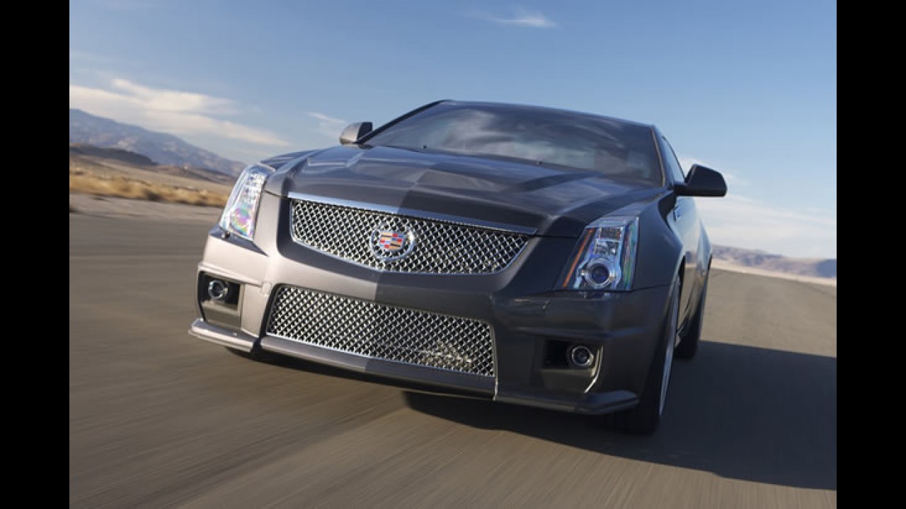 Cadillac CTS V Coupé 2011 - Versão esportiva tem motor V8 de 556 cv de potência!! Veja fotos