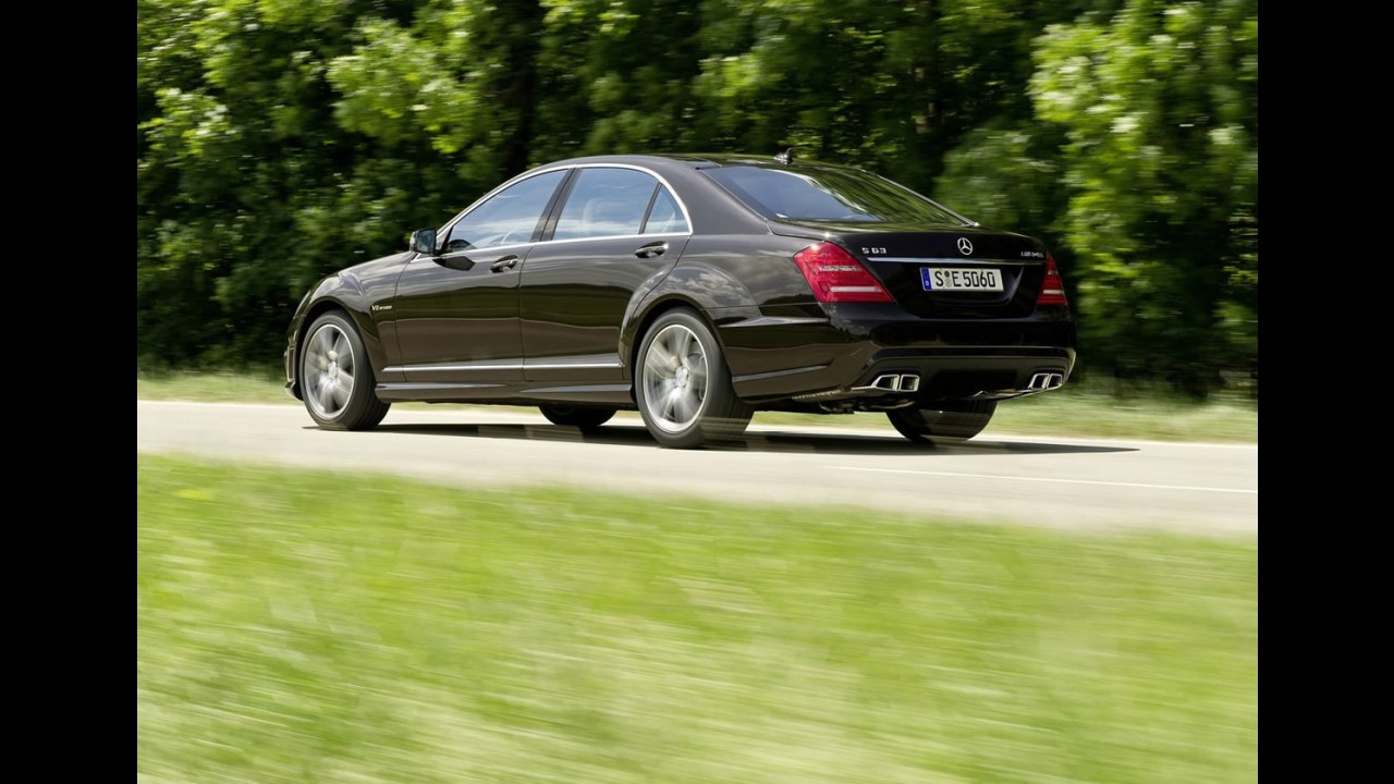 Mercedes-Benz S63 AMG 2011 recebe novo motor V8 biturbo de 571 cv - Fotos e Vídeo