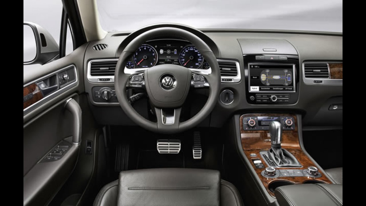 Novo Volkswagen Touareg 2011 - Utilitário ganha novo visual e inédito propulsor híbrido