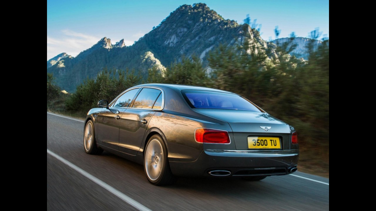 Bentley Continental Flying Spur 2014 - Sedã de luxo com 625 cv será apresentado em Genebra