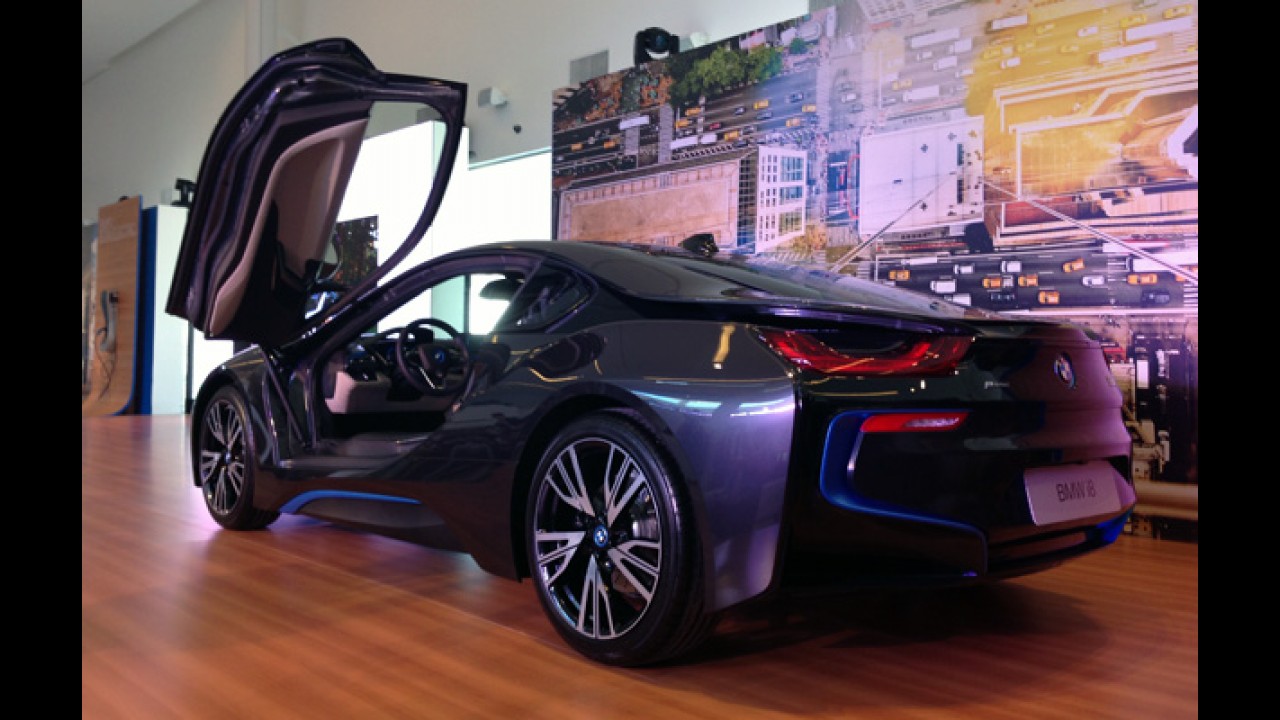 BMW i8 chega ao Brasil sob encomenda por R$ 799.950