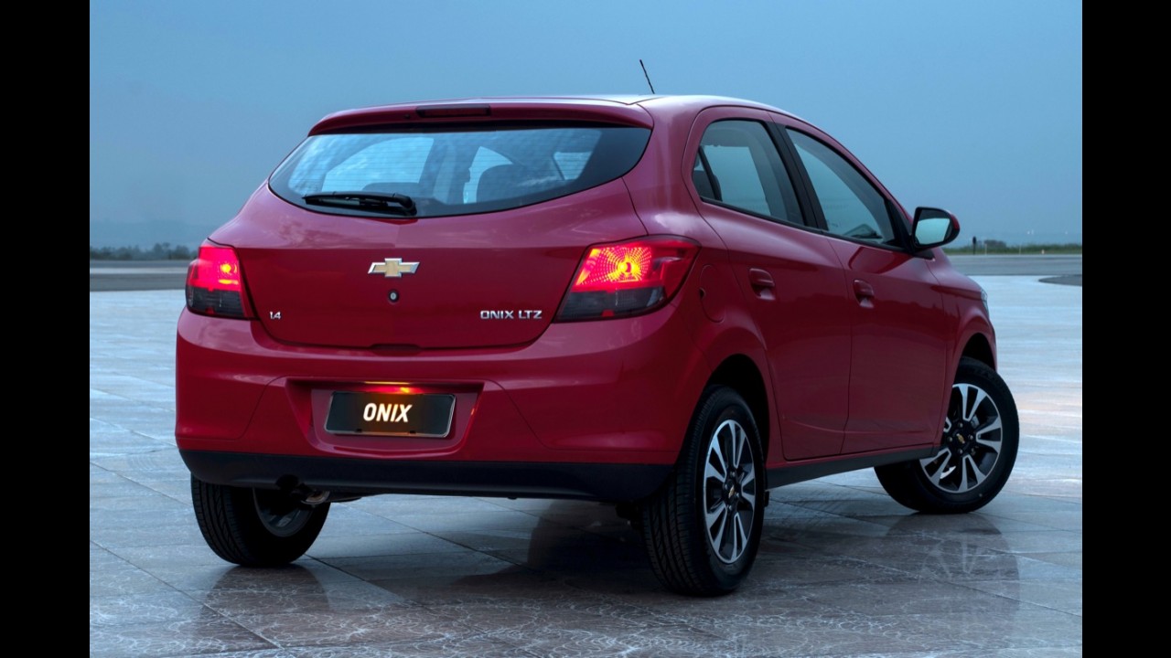 Teste: Chevrolet Onix LTZ 1.4 - Quem precisa de 1.6?