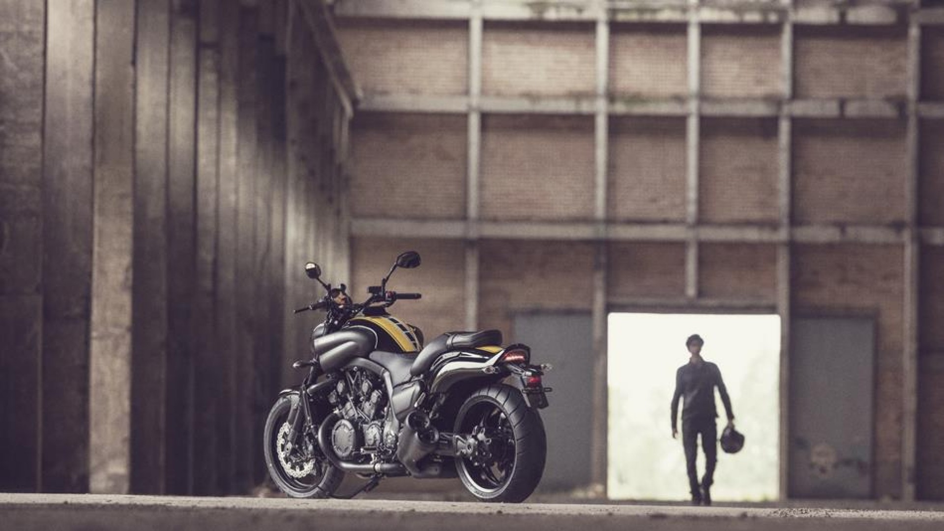 Impetuosa, Yamaha V-Max ganha edição especial de 60 anos da marca