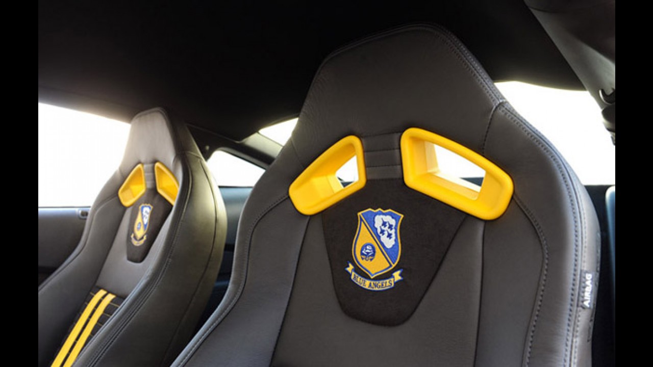 Ford Mustang Blue Angels é leiloado