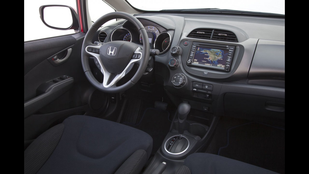 Só na aparência: Honda lança oficialmente nos Estados Unidos Fit Sport 2012