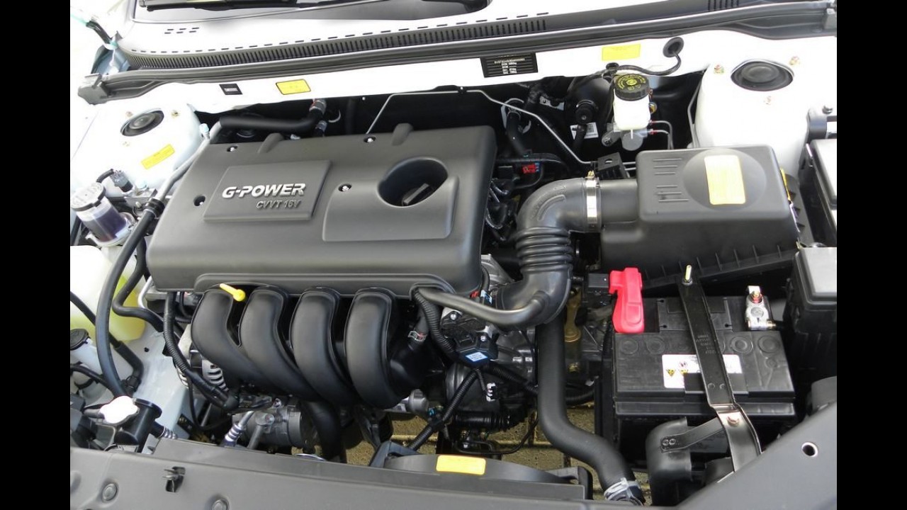 Volta Rápida: Geely EC7 traz design e segurança para não ser "mais um chinês"