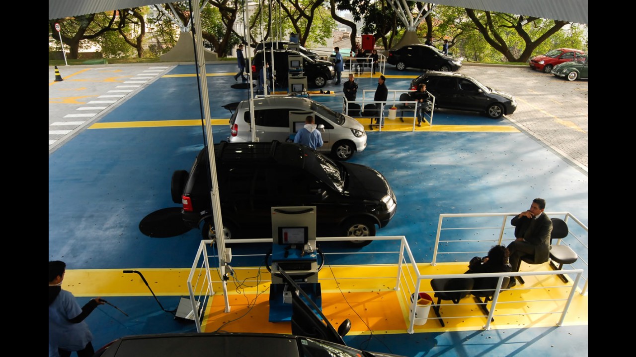 Alta Roda: Inspecionar veículos novos? Chevrolet Sonic terá câmbio de dupla embreagem
