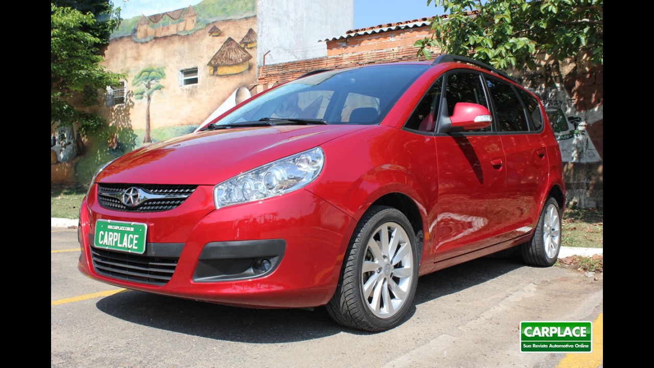 JAC Motors reduz preços de J3 e J6