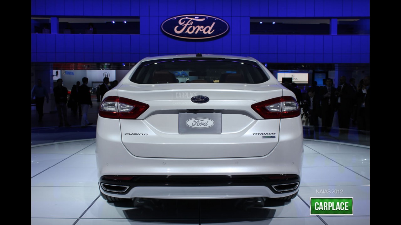 Novo Fusion 2.0 EcoBoost AWD chega ao Brasil por R$ 112.990 - Também terá versões Flex e Híbrido