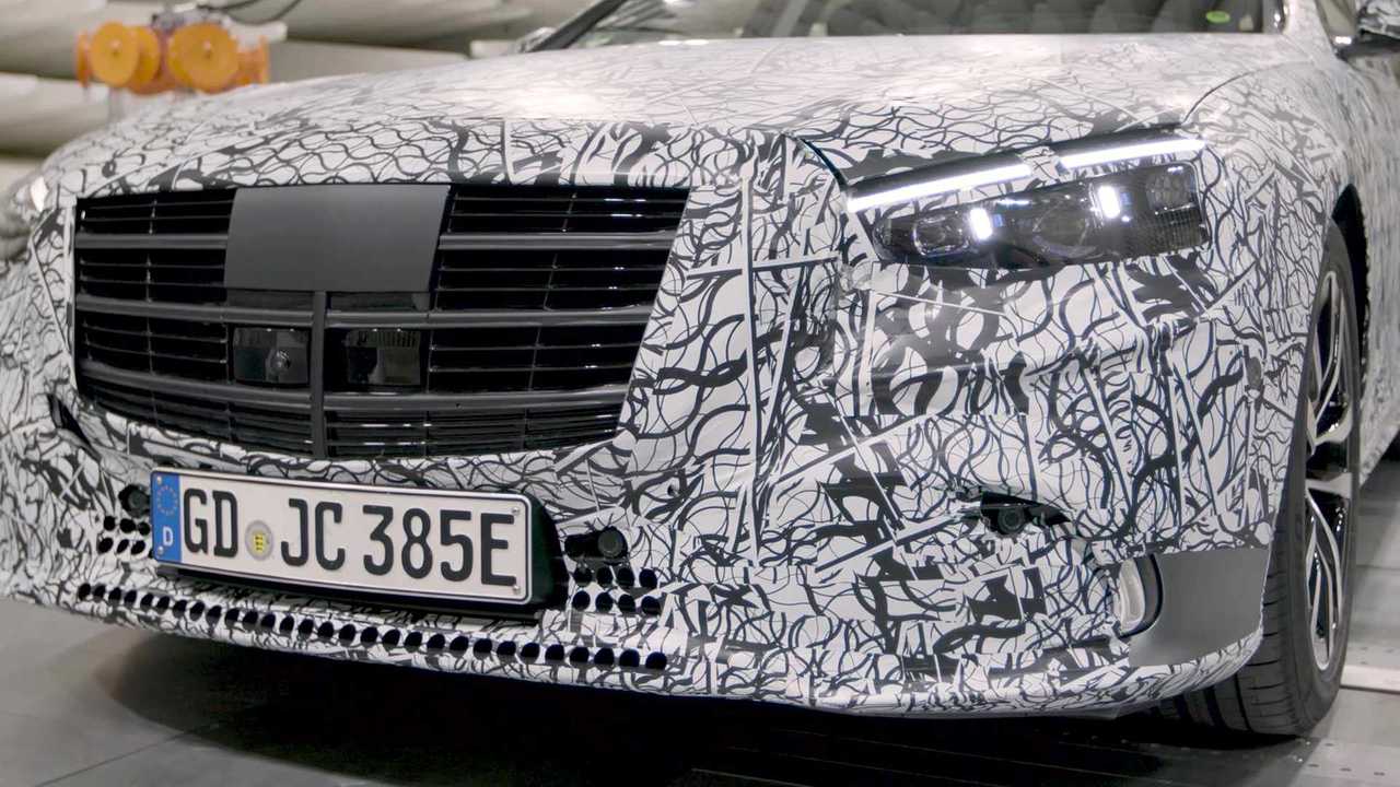 Nuova Mercedes Classe S, anticipazioni di stile e tecnologia