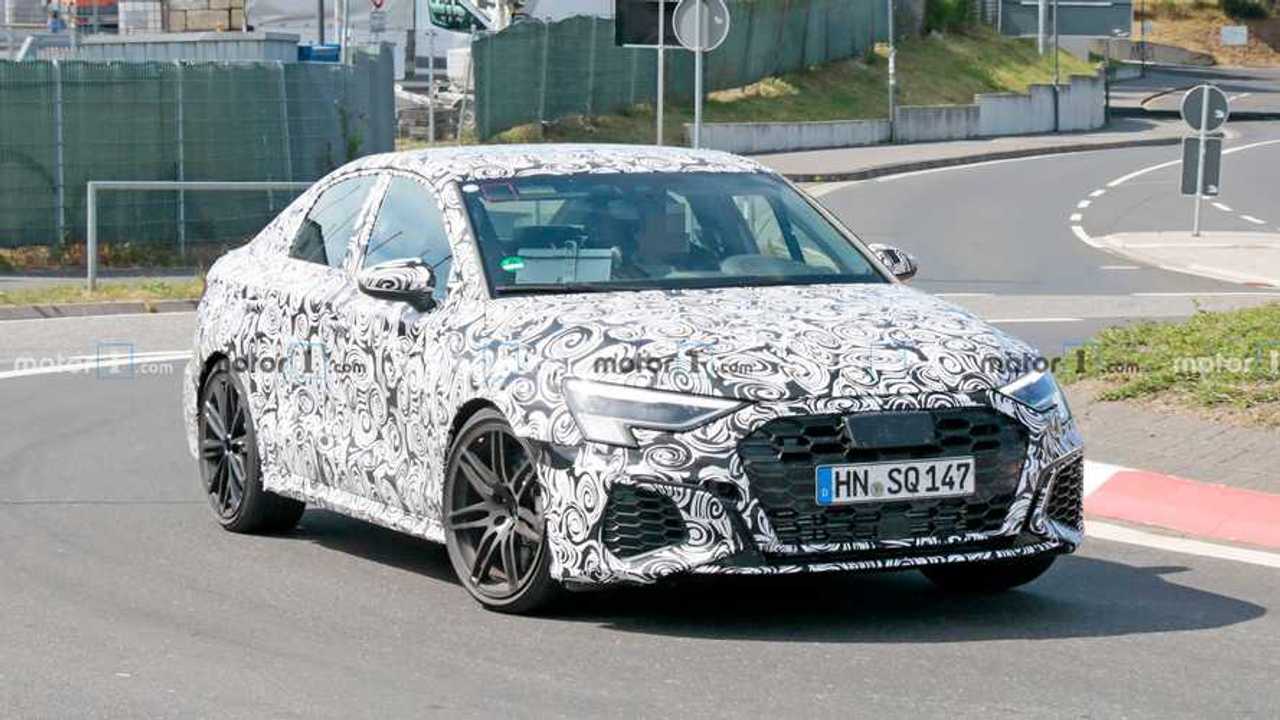 Audi RS3 Sedan Casus Fotoğraflar