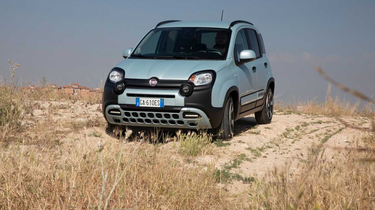 Fiat Panda Cross Hybrid Launch Edition prueba acción