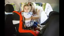 i-Size, nuove regole per i bimbi in auto