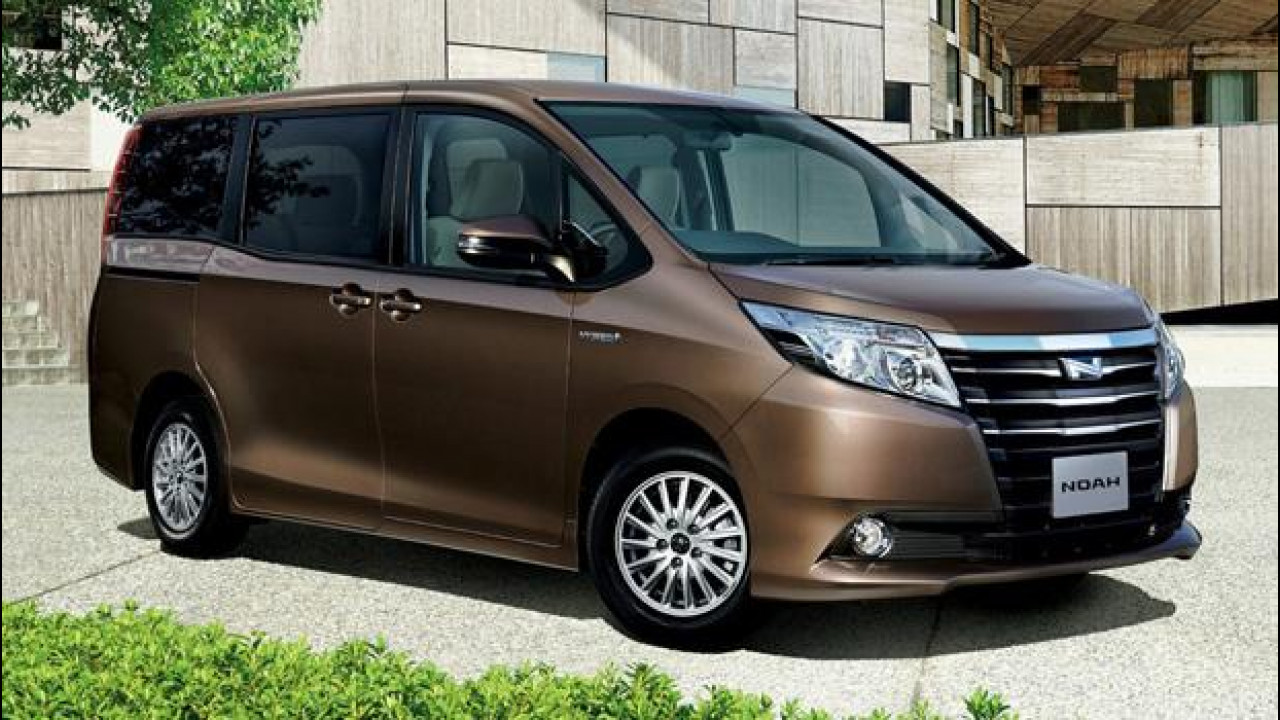 [Copertina] - Per Toyota anche la monovolume da famiglia è ibrida