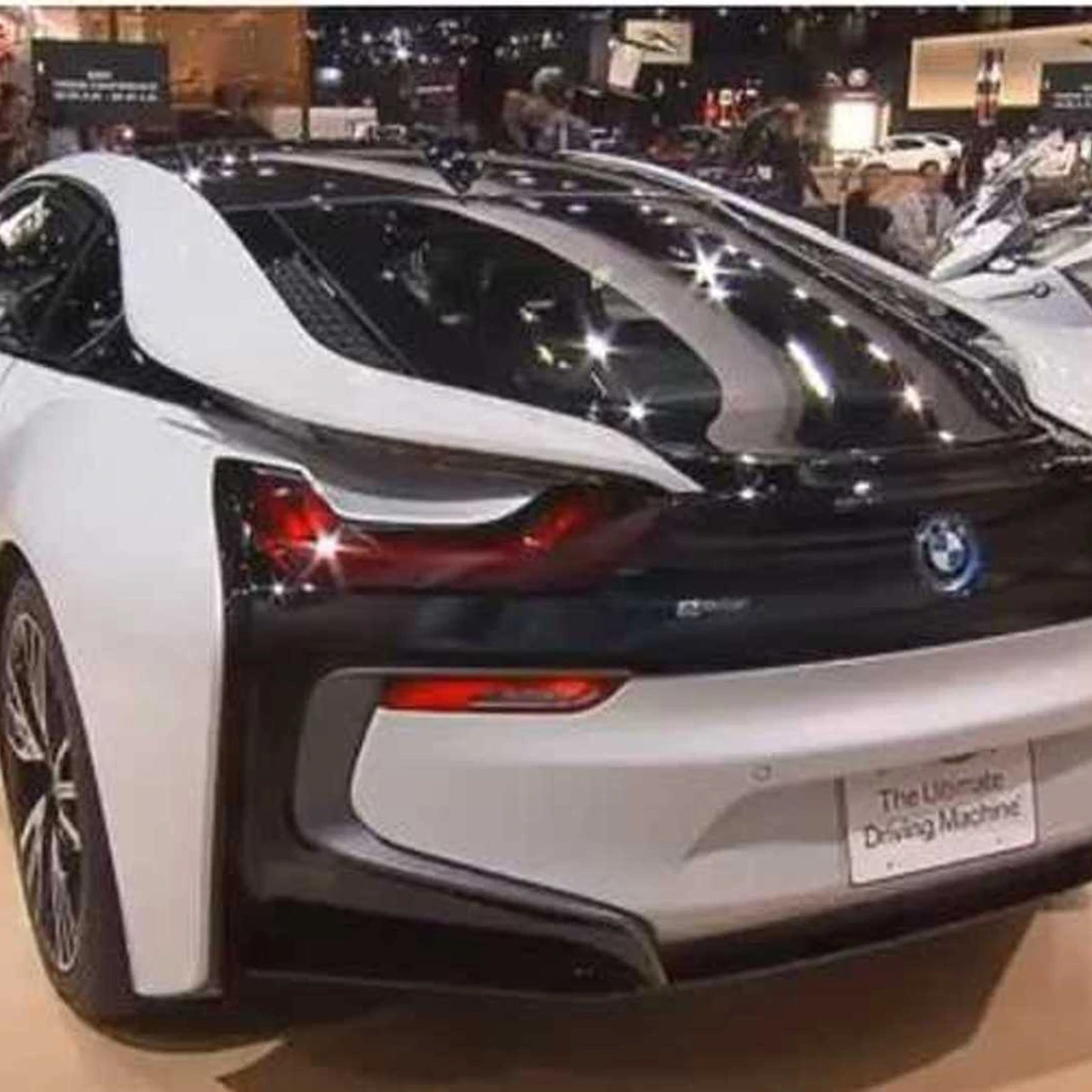 Video Explore The Bmw I8 Inside And Out