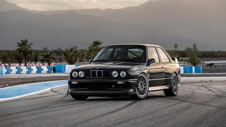 BMW M3 E30 Restomod by Redux