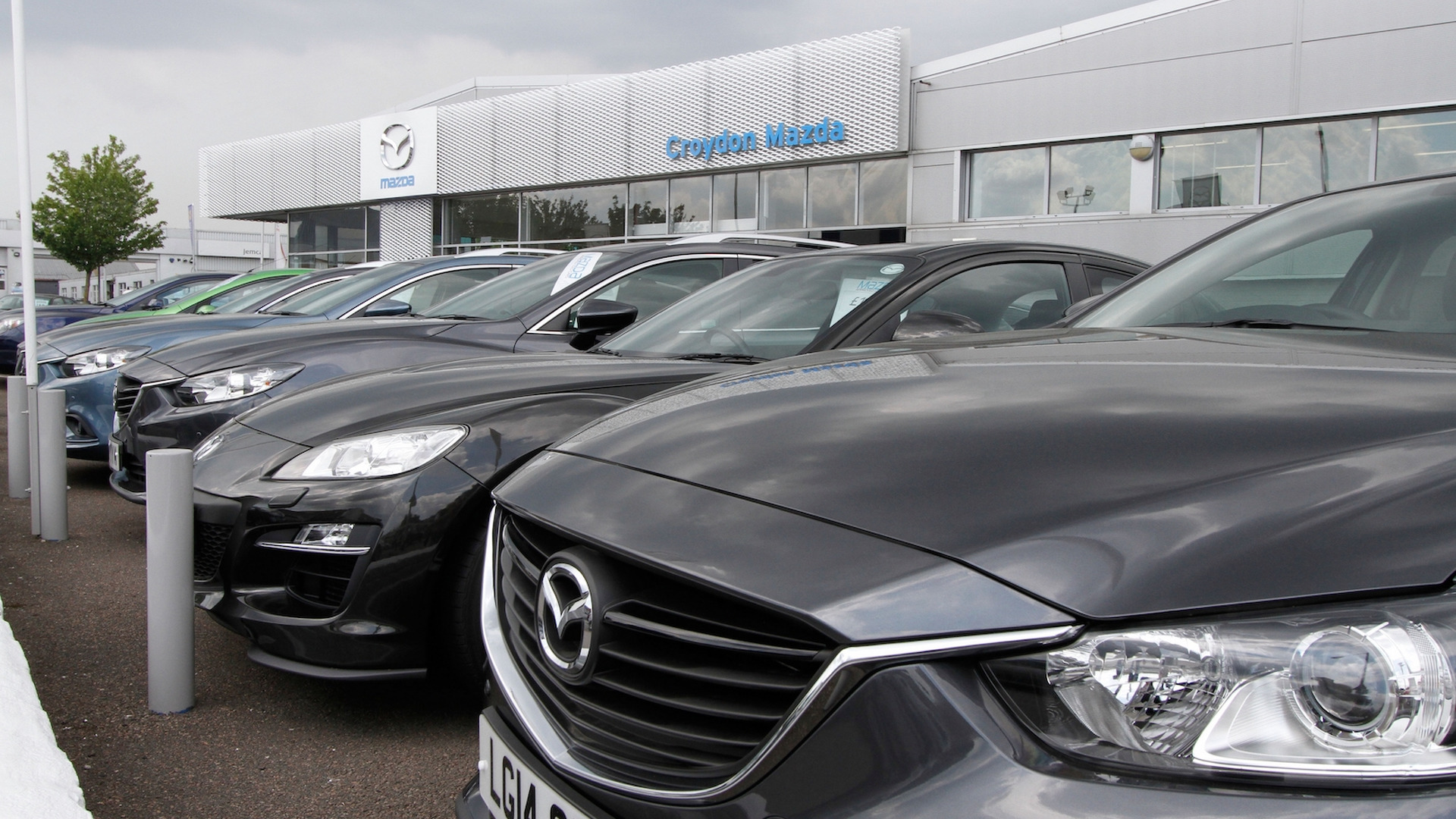 Many motorists happy to buy cars online unseen