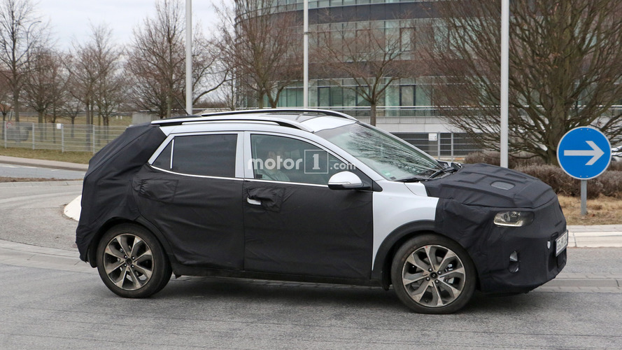 Kia Stonic Spy Photos