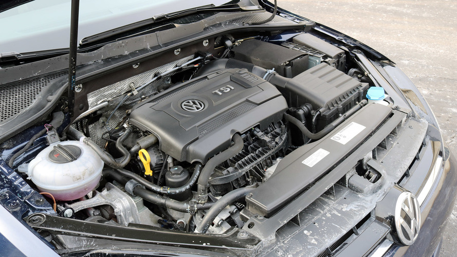 2017 Volkswagen Golf: Review