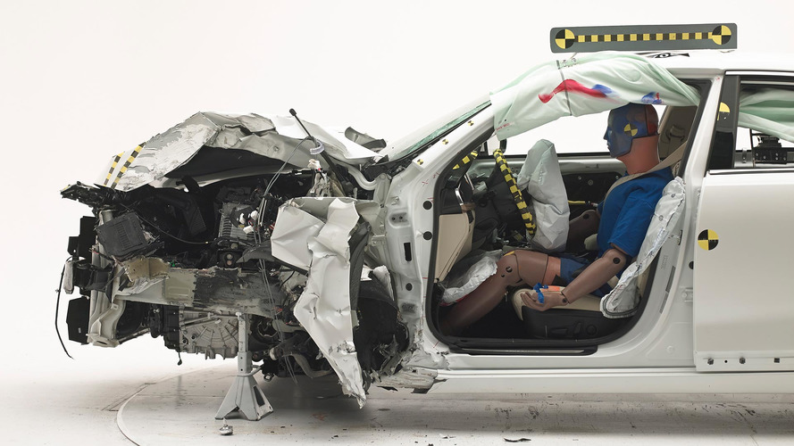 Kia Cadenza IIHS Crash Test